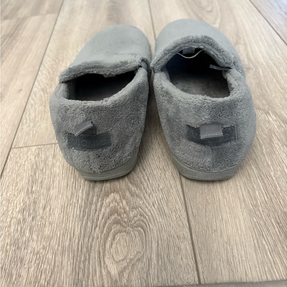 Vionic Kalia Gray Plush Slip On Slippers Shoes Women Size 8 Casual Comfort - Picture 5 of 9